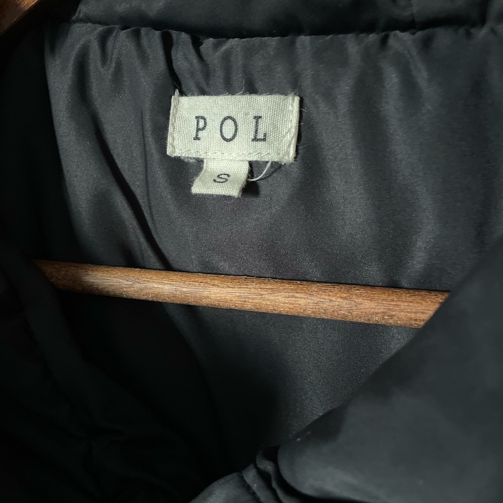 POL Oversized Hooded Quilted Puffer Pullover Small Black - Picture 3 of 7